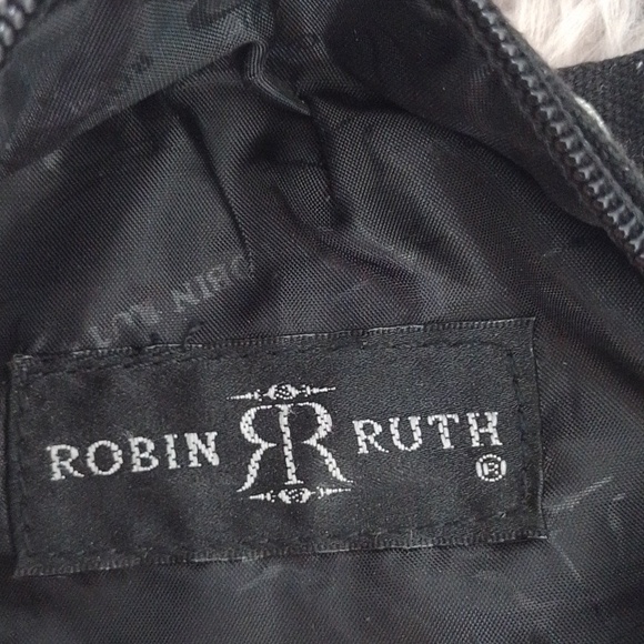 ROBIN RUTH - Picture 7 of 7